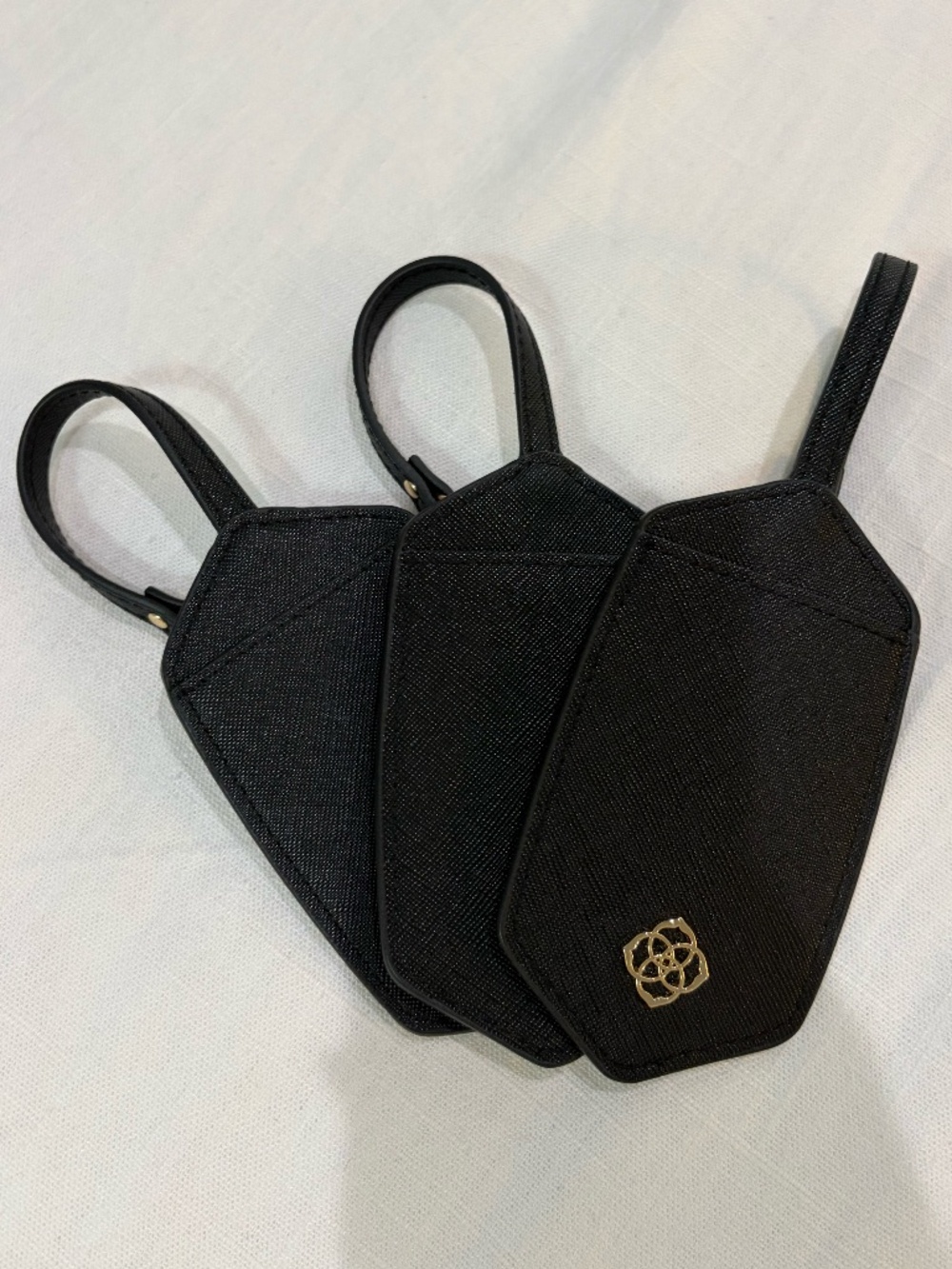Kendra Scott Set of 3 Black Luggage Tags
